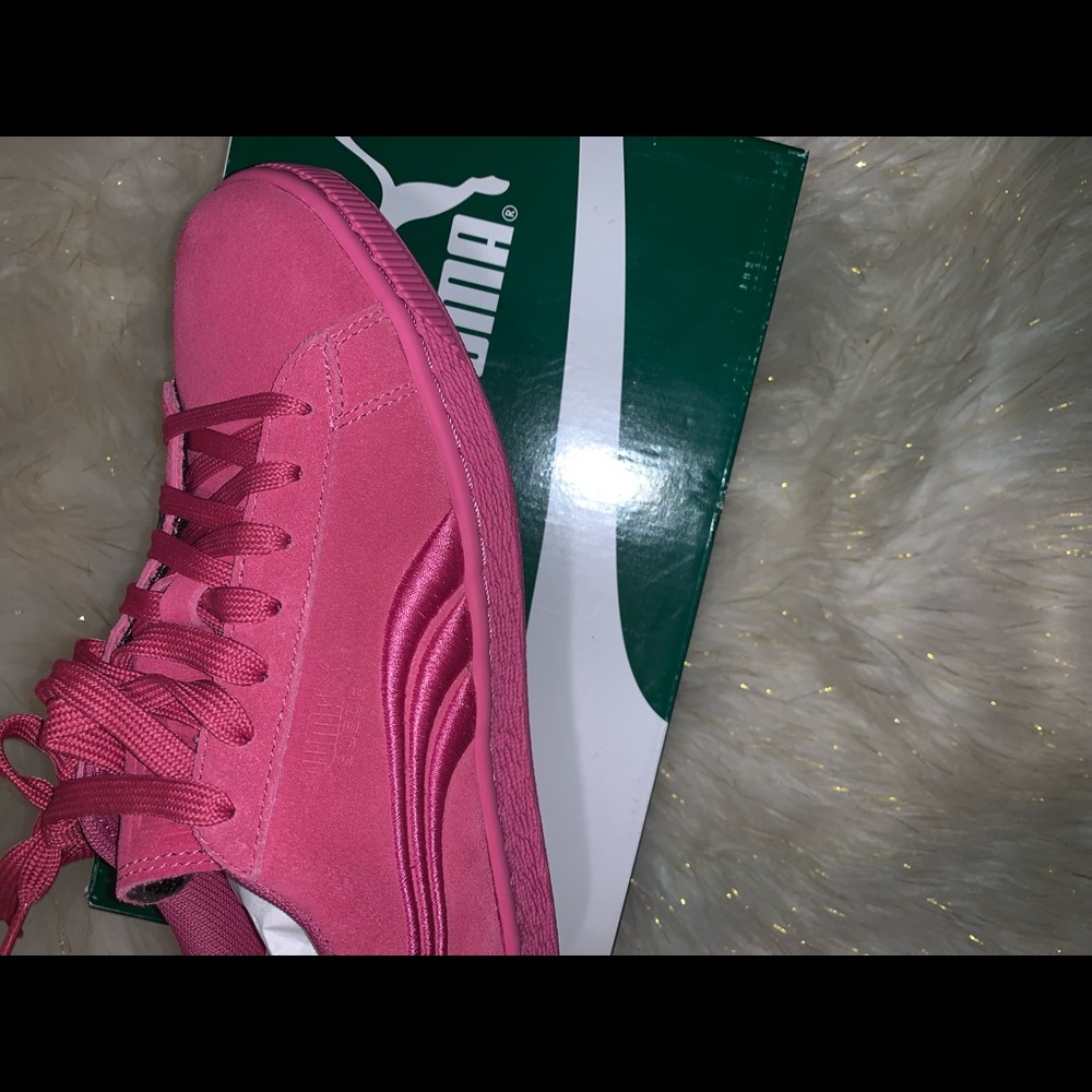 Pink Pumas